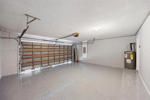 Купить виллу или дом в Мирамар, Флорида 5 спален, 218.04м2, № 1991465 - фото 22