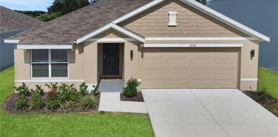 Casa en Spring Hill, Florida 3 dormitorios, 157.75 m2 № 1826948