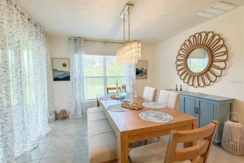 House in Spring Hill, Florida 3 bedrooms, 157.75 sq.m. № 1826948 - photo 3