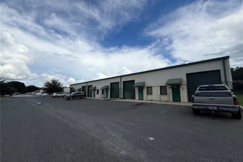 Immobilier commercial à Ocala, Floride № 2349344