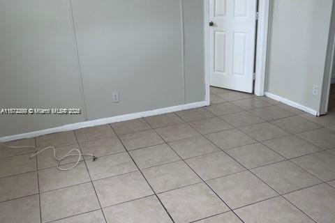 Снять в аренду кондоминиум в Лейк-Уорт, Флорида 1 спальня, 48.03м2, № 1926357 - фото 5