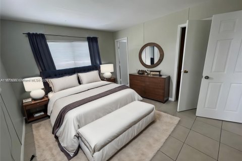 Снять в аренду кондоминиум в Лейк-Уорт, Флорида 1 спальня, 48.03м2, № 1926357 - фото 2
