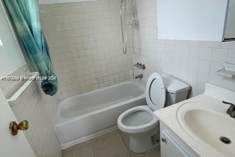 Снять в аренду кондоминиум в Лейк-Уорт, Флорида 1 спальня, 48.03м2, № 1926357 - фото 11