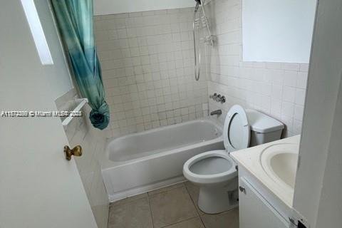 Снять в аренду кондоминиум в Лейк-Уорт, Флорида 1 спальня, 48.03м2, № 1926357 - фото 10