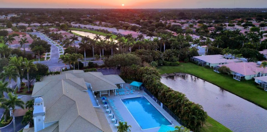Casa en Boynton Beach, Florida 3 dormitorios, 138.52 m2 № 1172105