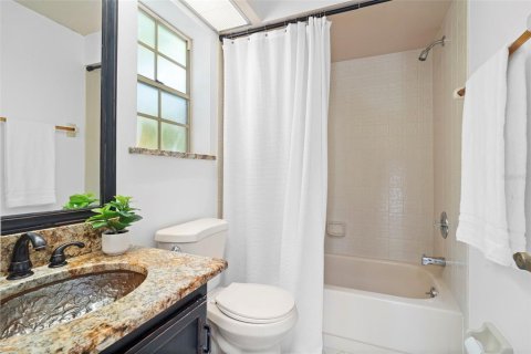 House in Longwood, Florida 3 bedrooms, 162.58 sq.m. № 1907682 - photo 24