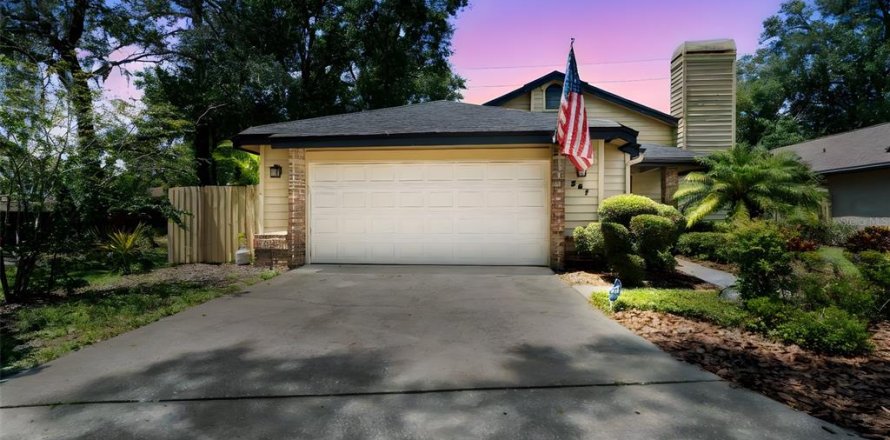 Casa en Longwood, Florida 3 dormitorios, 162.58 m2 № 1907682