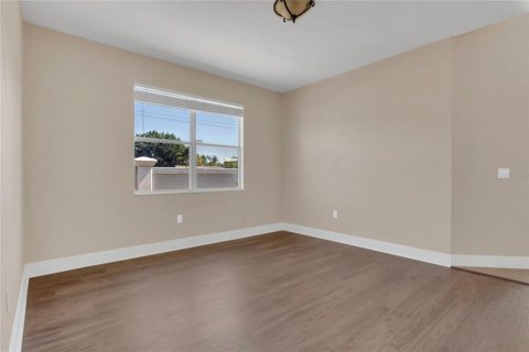Casa en venta en Apollo Beach, Florida, 3 dormitorios, 202.9 m2 № 1740494 - foto 17