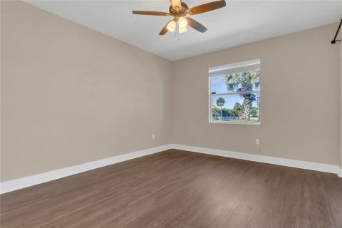 Casa en venta en Apollo Beach, Florida, 3 dormitorios, 202.9 m2 № 1740494 - foto 20