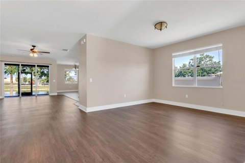 Casa en venta en Apollo Beach, Florida, 3 dormitorios, 202.9 m2 № 1740494 - foto 3