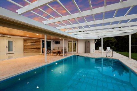 House in Longboat Key, Florida 4 bedrooms, 241.92 sq.m. № 2396673 - photo 28