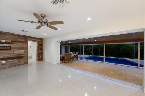 House in Longboat Key, Florida 4 bedrooms, 241.92 sq.m. № 2396673 - photo 25