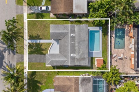 Villa ou maison à vendre à Lauderdale Lakes, Floride: 3 chambres, 120.96 m2 № 2413177 - photo 26