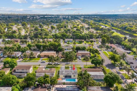 Villa ou maison à vendre à Lauderdale Lakes, Floride: 3 chambres, 120.96 m2 № 2413177 - photo 28