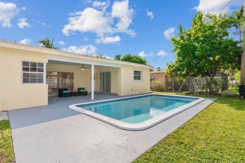 Villa ou maison à vendre à Lauderdale Lakes, Floride: 3 chambres, 120.96 m2 № 2413177 - photo 24