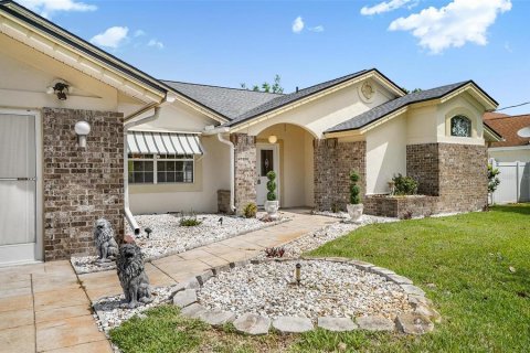 Villa ou maison à Palm Coast, Floride 3 chambres, 229.65 m2 № 2112900