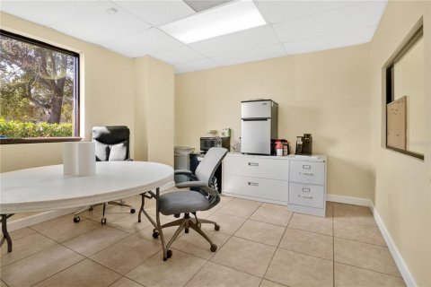 Commercial property in Orlando, Florida № 1688562 - photo 15