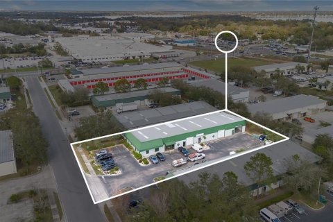 Commercial property in Orlando, Florida № 1688562 - photo 29