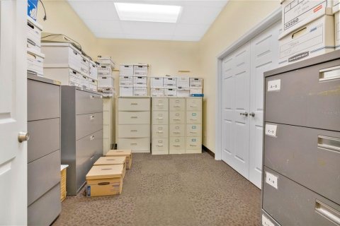 Commercial property in Orlando, Florida № 1688562 - photo 19