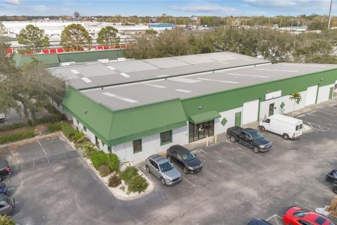 Commercial property in Orlando, Florida № 1688562 - photo 24