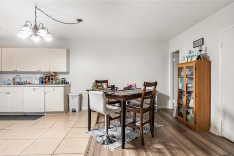 Adosado en venta en Davie, Florida, 3 dormitorios, 151.24 m2 № 1891694 - foto 10