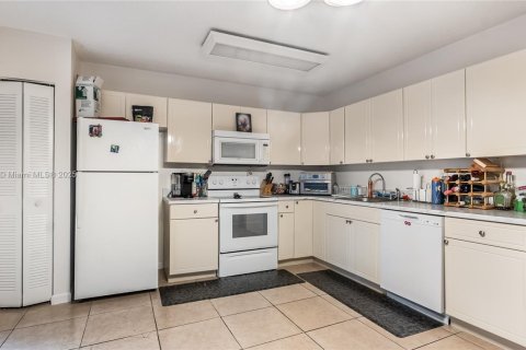 Adosado en venta en Davie, Florida, 3 dormitorios, 151.24 m2 № 1891694 - foto 11