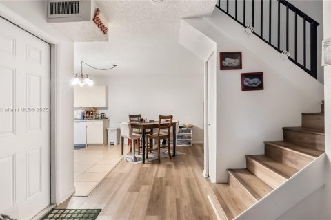 Adosado en venta en Davie, Florida, 3 dormitorios, 151.24 m2 № 1891694 - foto 8