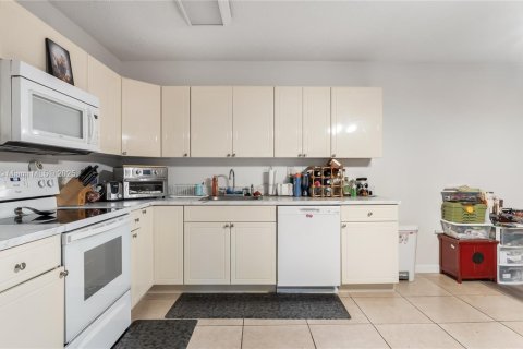 Adosado en venta en Davie, Florida, 3 dormitorios, 151.24 m2 № 1891694 - foto 13