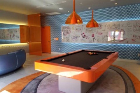 Condo in Miami, Florida, 2 bedrooms  № 2052730 - photo 3