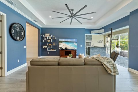 House in Apollo Beach, Florida 3 bedrooms, 243.5 sq.m. № 1854708 - photo 26