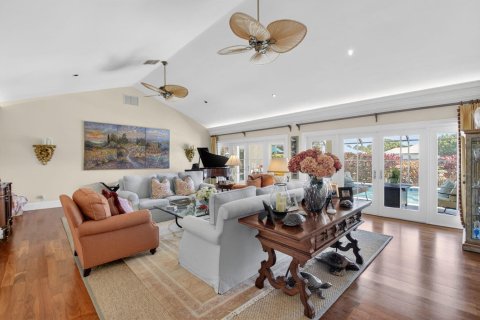 House in Boynton Beach, Florida 3 bedrooms, 323.11 sq.m. № 2169881 - photo 12