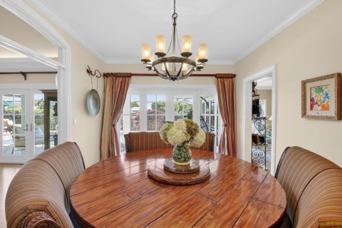 House in Boynton Beach, Florida 3 bedrooms, 323.11 sq.m. № 2169881 - photo 16