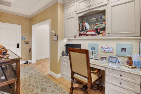 House in Boynton Beach, Florida 3 bedrooms, 323.11 sq.m. № 2169881 - photo 17