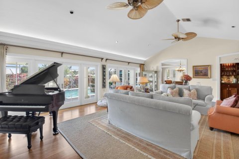 House in Boynton Beach, Florida 3 bedrooms, 323.11 sq.m. № 2169881 - photo 9