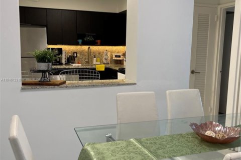 Copropriété à vendre à Miami Beach, Floride: 2 chambres, 92.9 m2 № 2016968 - photo 8