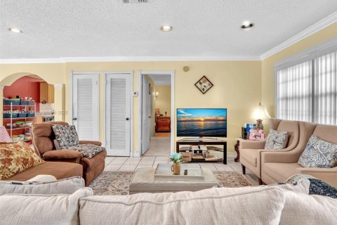 House in Homestead, Florida 3 bedrooms, 152.73 sq.m. № 1881829 - photo 6