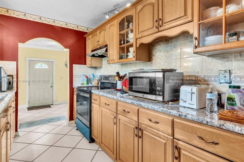House in Homestead, Florida 3 bedrooms, 152.73 sq.m. № 1881829 - photo 26