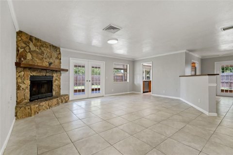 House in Palm Harbor, Florida 3 bedrooms, 135.64 sq.m. № 1801599 - photo 5