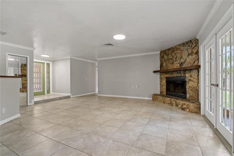 House in Palm Harbor, Florida 3 bedrooms, 135.64 sq.m. № 1801599 - photo 10
