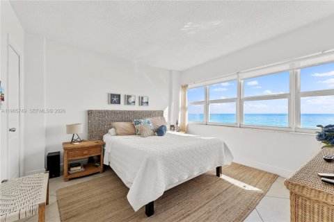 Copropriété à louer à Pompano Beach, Floride: 2 chambres, 74.32 m2 № 2031985 - photo 12