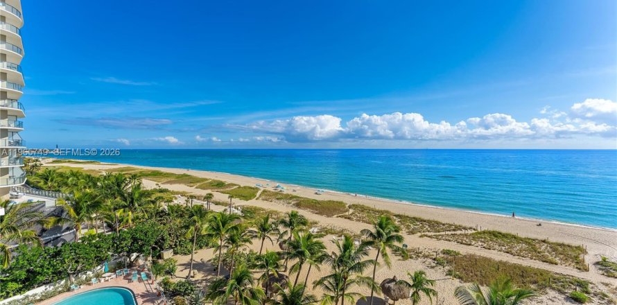 Condo à Pompano Beach, Floride, 2 chambres  № 2031985