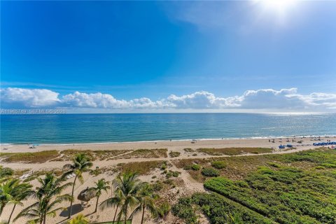 Copropriété à louer à Pompano Beach, Floride: 2 chambres, 74.32 m2 № 2031985 - photo 3