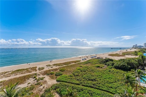 Copropriété à louer à Pompano Beach, Floride: 2 chambres, 74.32 m2 № 2031985 - photo 2