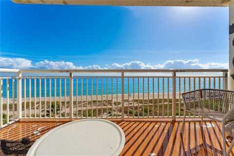 Copropriété à louer à Pompano Beach, Floride: 2 chambres, 74.32 m2 № 2031985 - photo 16