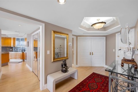 Condominio en venta en Aventura, Florida, 3 dormitorios, 227.61 m2 № 1984161 - foto 4