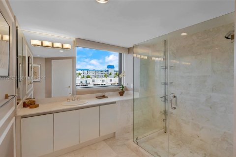 Condominio en venta en Aventura, Florida, 3 dormitorios, 227.61 m2 № 1984161 - foto 14
