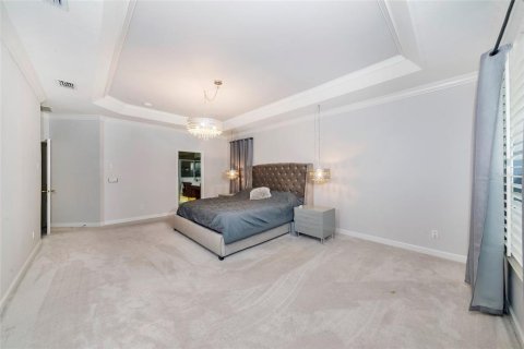House in Clermont, Florida 5 bedrooms, 274.8 sq.m. № 2233448 - photo 11