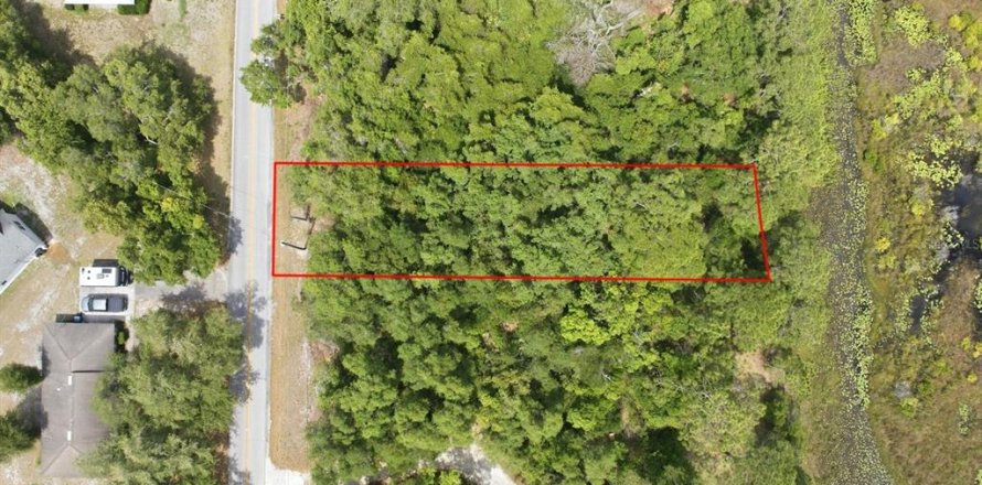 Land in DeLand, Florida № 2103383