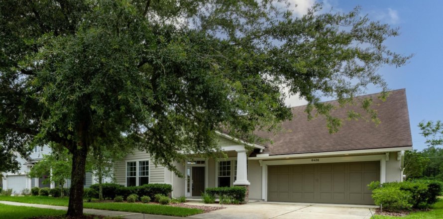 House in Jacksonville, Florida 4 bedrooms, 235.97 sq.m. № 767916