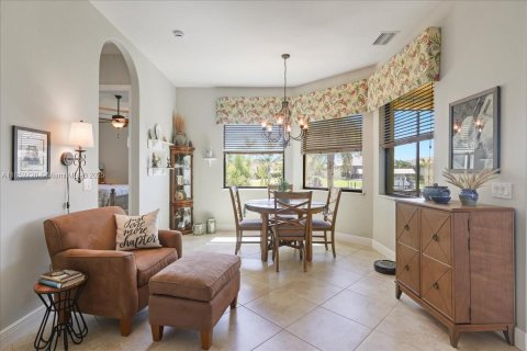 House in Cape Coral, Florida 3 bedrooms, 198.53 sq.m. № 1859216 - photo 11